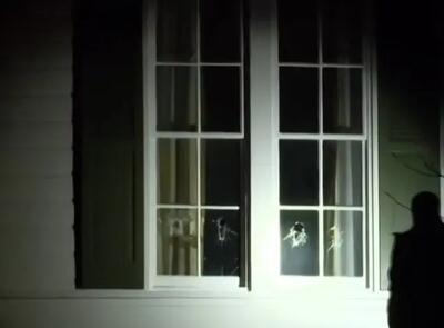 حمله به منزل جی. دی ونس