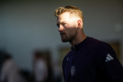 ماتیاس دلیخت در گرداب تغییرات؛ دهمین سرمربی او در راه است! - پارس فوتبال