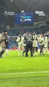 ویدئو: تشکر ستاره‌های چلسی از هواداران پس از نبردِ نفس‌گیر با سیتی - پارس فوتبال