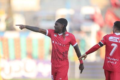 عکس| ستاره جنجالی با پرسپولیس به قطر رفت - پارس فوتبال