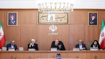 پزشکیان: مبارزه با قاچاق سوخت باید از سرمنشأهای اصلی آغاز شود