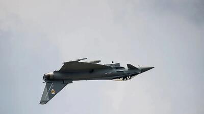 هواپیماهای جنگی بریتانیا و فرانسه تأسیسات مشکوک سلاح‌های داعش در سوریه را هدف قرار دادند