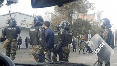  فارس: ۲۵۰ پلیس و ۴۵ بسیجی در درگیری‌های اخیر مجروح شدند