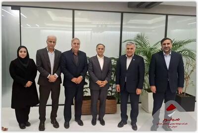  جلسه مدیرعامل صبانور با مدیرعامل بانک تجارت با محوریت تسریع در تأمین مالی پروژه‌ها