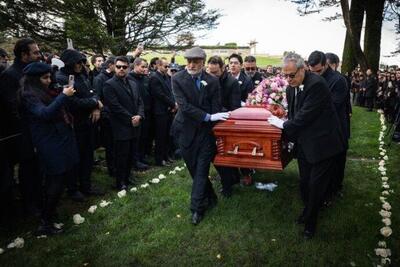 تصاویری از خاکسپاری بهرام بیضایی در آمریکا - سلام نو