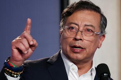 رئیس جمهور کلمبیا تهدیدات ترامپ را رد کرد؛ «از اتهام‌زنی به من دست بردار!»