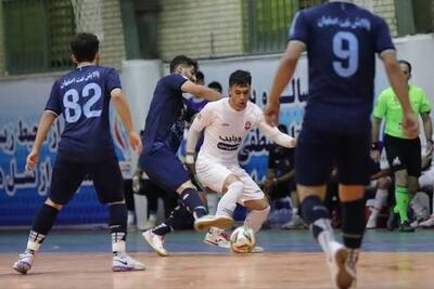 بزن بزن شدید در شهرآورد فوتسال اصفهان + فیلم