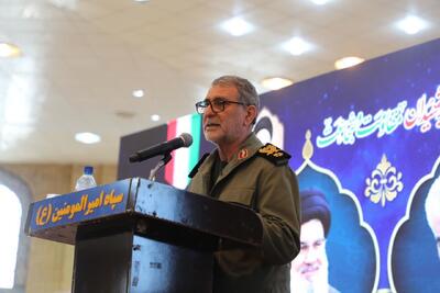  فرمانده سپاه ایلام: حاج قاسم سلیمانی با شهادتش به یک مکتب جهانی تبدیل شد