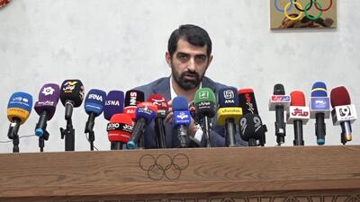 رئیس فدراسیون بسکتبال: تصمیم فیبا علیه ایران بی‌دلیل بود/ بحث کناره گیری استقلال نادرست است + فیلم