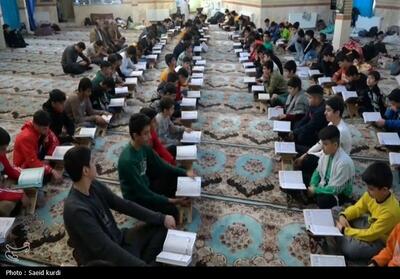 حضور بیش از 600 معتکف در مساجد بیجار فیلم - تسنیم