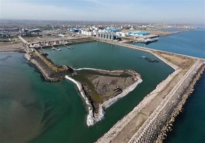 آغاز طرح لایروبی اسکله‌ بندر لافت در جزیره قشم - تسنیم