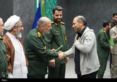 نماز عامل مهمی برای توسعه اقتدار و امنیت پایدار است - تسنیم