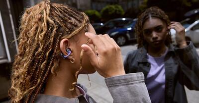  انقلاب در طراحی «گوش‌باز»؛ JBL با سه ایرباد جدید Sense Pro و Lite و Soundgear Clips به بازار آمریکا می‌آید