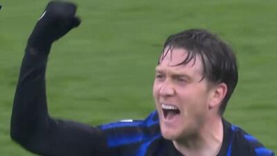  گل اول اینتر به بولونیا (پیوتر زیلنسکی)