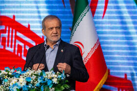 پزشکیان: مصممیم همه مسیرهای رانت و رشوه قطع شود؛ اگر به دار و دسته خود رانتی دادیم آبروی‌مان را ببرند