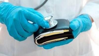 وزارت بهداشت، آتش‌بیار زیرمیزی‌ و کاهش ظرفیت پزشکی