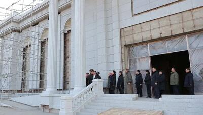  بازدید کیم جونگ اون از موزه سربازان اعزامی به خارج از کشور (+عکس)