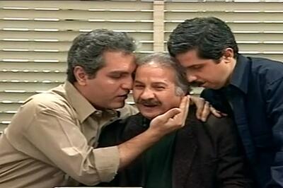 آقای رئیس، شما تا ابد شکل خنده‌های بی‌خبر دهه ۸۰ هستید