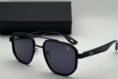  نامه 15 میلیاردی مدیران هلدینگ برای خرید 2500 عینک از علی دایی!