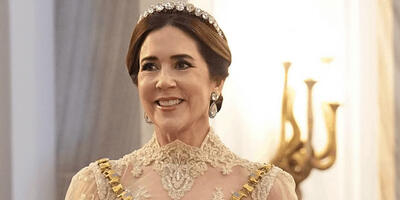  استایل فاخر و شیک خواسته بودید؟ ملکه مری دانمارک هیچ‌وقت ناامیدمان نمی‌کند - چی بپوشم