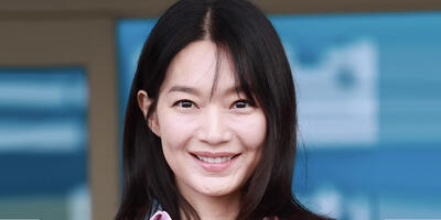 نگاهی به استایل تازه عروس محبوب کره‌ای‌ها و لباس‌هایی که از برند مشهور انتخاب کرده است - چی بپوشم