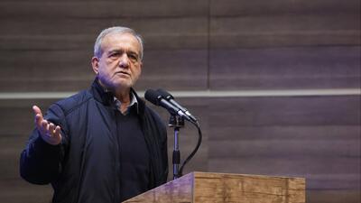 پزشکیان: مشکل اصلی کشور صرفا کمبود اختیار نیست/ یارانه‌ها حذف نشد، مستقیم به حساب همه واریز شد