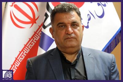 برخی از اغتشاشگران از بیرون به‌صورت کاملا آموزش‌دیده داخل پاساژهای موبایل تهران ریختند و آشوب و اغتشاش و تخریب ایجاد کردند