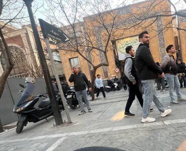 خبرگزاری فارس: تجمع در محدوده بازار تهران/ حدود ۱۵۰ نفر در خیابان ناصر خسرو شعار دادند