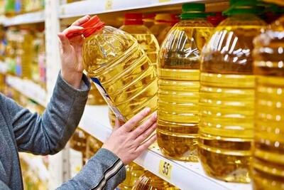  قیمت‌های جدید روغن نباتی پس از حذف ارز ترجیحی اعلام شد/ روغن مایع مخلوط، از ۱۸۲ هزار تومان تا یک میلیون و ۱۸۲ تومان/ روغن مایع سرخ کردنی معمولی در وزن ۴۵۰۰ گرم هم یک میلیون و ۲۳۸ هزار تومان شد