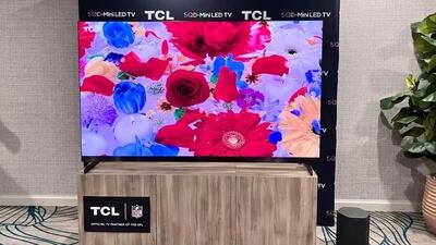  تلویزیون پرچم‌دار TCL با روشنایی خیره کننده 10 هزار نیت رونمایی شد