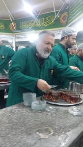 حضور متفاوت علی صالحی بازیگر سریال نون خ در حرم امام رضا (ع)