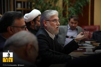  به‌کار‌گیری ظرفیت دانشگاه ها در راستای تعامل مسئولان و دانشجویان