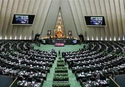 بررسی اعتراضات با حضور مسئولان وزارت کشور در کمیسیون امور داخلی