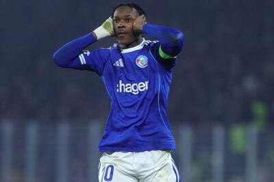 بطری‌ که مهاجم جدید چلسی را مقابل مربی آینده‌ قرار داد!