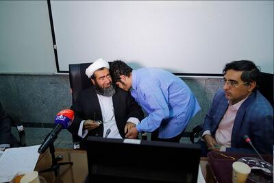 لحظه ای که پدر امیرمحمد خالقی  از قصاص قاتل فرزندش گذشت + فیلم