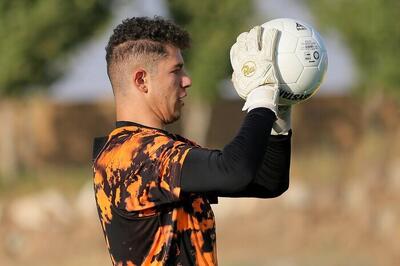 چند سوپر گل خوردم که دروازه‌بان‌های دیگر هم آنها را می‌خوردند!