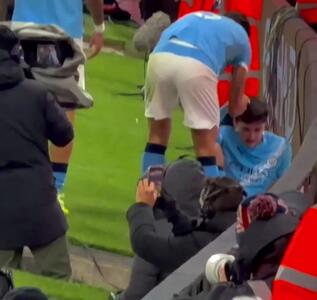 ویدئو: حرکت غیرورزشی لیام دلاپ و شورش تماشاگران سیتی‎!‎