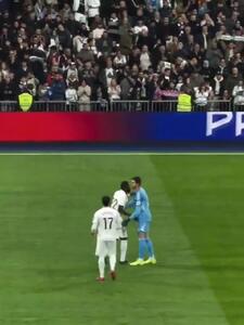  ویدئو:‏‎ احترام زیبای کورتوا به دعای رودیگر