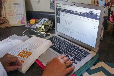  امتحانات غیرپزشکی دانشگاه آزاد خوزستان مجازی شد