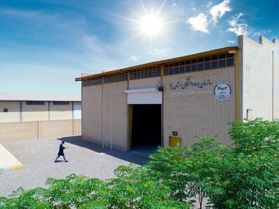  جهاددانشگاهی یزد پشتوانه پژوهشی صنایع فولاد و شیشه شد