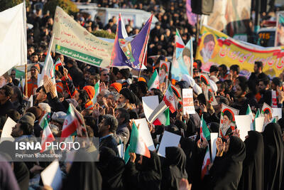  یک‌ استاد دانشگاه: مسئله استکبار هسته‌ای نیست، هدف برچیدن ایران مستقل است