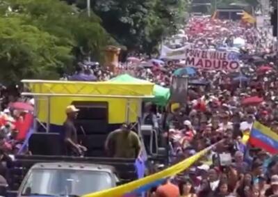  تظاهرات هزاران نفر از مردم ونزوئلا برای آزادی مادورو + فیلم