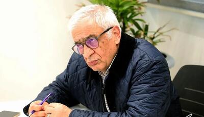 بانک مرکزی باید بپذیرد که نرخ واقعی ارز همان نرخ بازار است/ احمدی‌نژاد می‌گفت دلار نباید به 1000 تومان برسد/ قیمت‌گذاری دولتی برای هر کالایی، ذاتاً خطاست و قیمت باید توسط بازار تعیین شود/ هزینه‌های معیشتی مردم با تورم ۶۰، ۷۰ و حتی ۸۰ درصدی روبه‌رو شده است