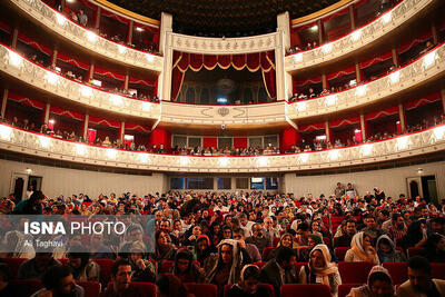 پشت صحنه لغو کنسرتها چه کسانی هستند؟/ گروه فشار علیه خواننده‌ها از کجا فرمان می گیرند؟