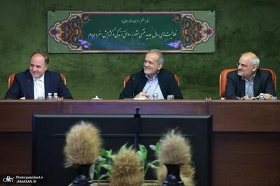  آقای پزشکیان! اگر خواستید از وزیر جهادکشاورزی حمایت کنید، سر خرمن بیایید! / شیوه حمایت آقای پزشکیان نگرانی ایجاد می کند