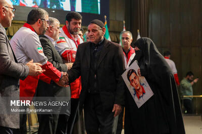 نکوداشت خدمات داوطلبانه هلال احمر تهران