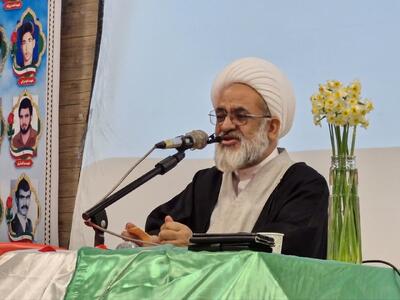  امام جمعه سیرجان: فرهنگ شهادت همیشه باید زنده بماند
