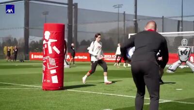 ویدئو: تمرین هیجان‌انگیز شوتزنی در لیورپول - پارس فوتبال