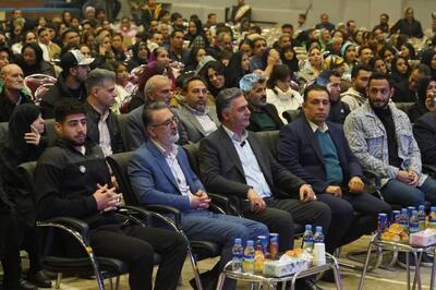 برگزاری «جوان پهلوان ۳» در باقرشهر/ حمل مشعل بازی‌ها توسط قهرمان موی‌تای جهان - پارس فوتبال