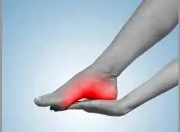  علت سوزش بی دلیل پوست پا و دست ها